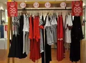 拉夏贝尔最新分析,拉夏贝尔业绩表现