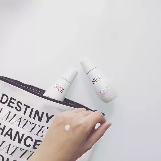 大牌的精华真的好用吗,最好用的十大精华排行