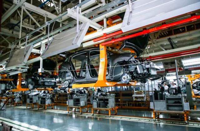 凡尔赛c5x音响品牌,凡尔赛c5x天窗用的品牌什么玻璃