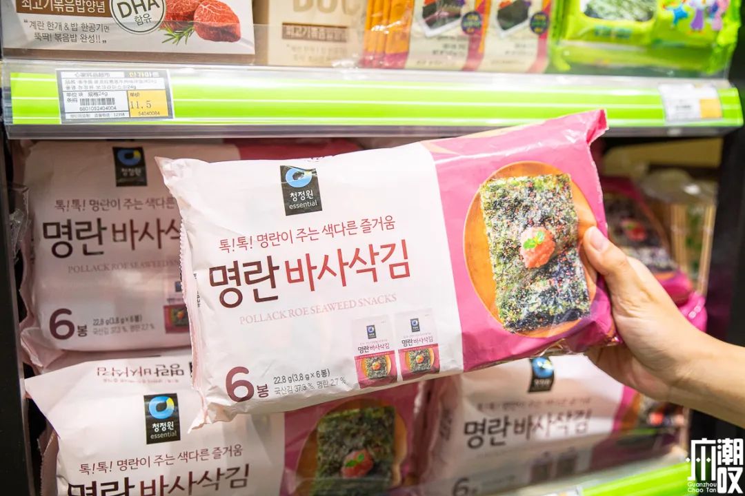 从韩国回来在超市买东西,从韩国进口商品