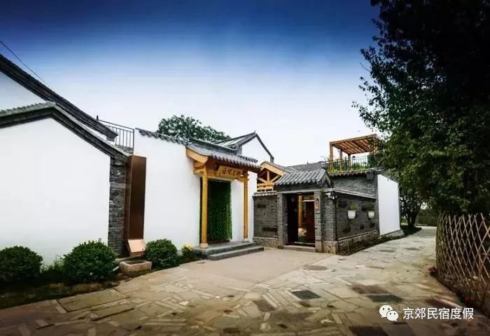 丝绸之路滑雪场民宿推荐,滑雪温泉民宿推荐