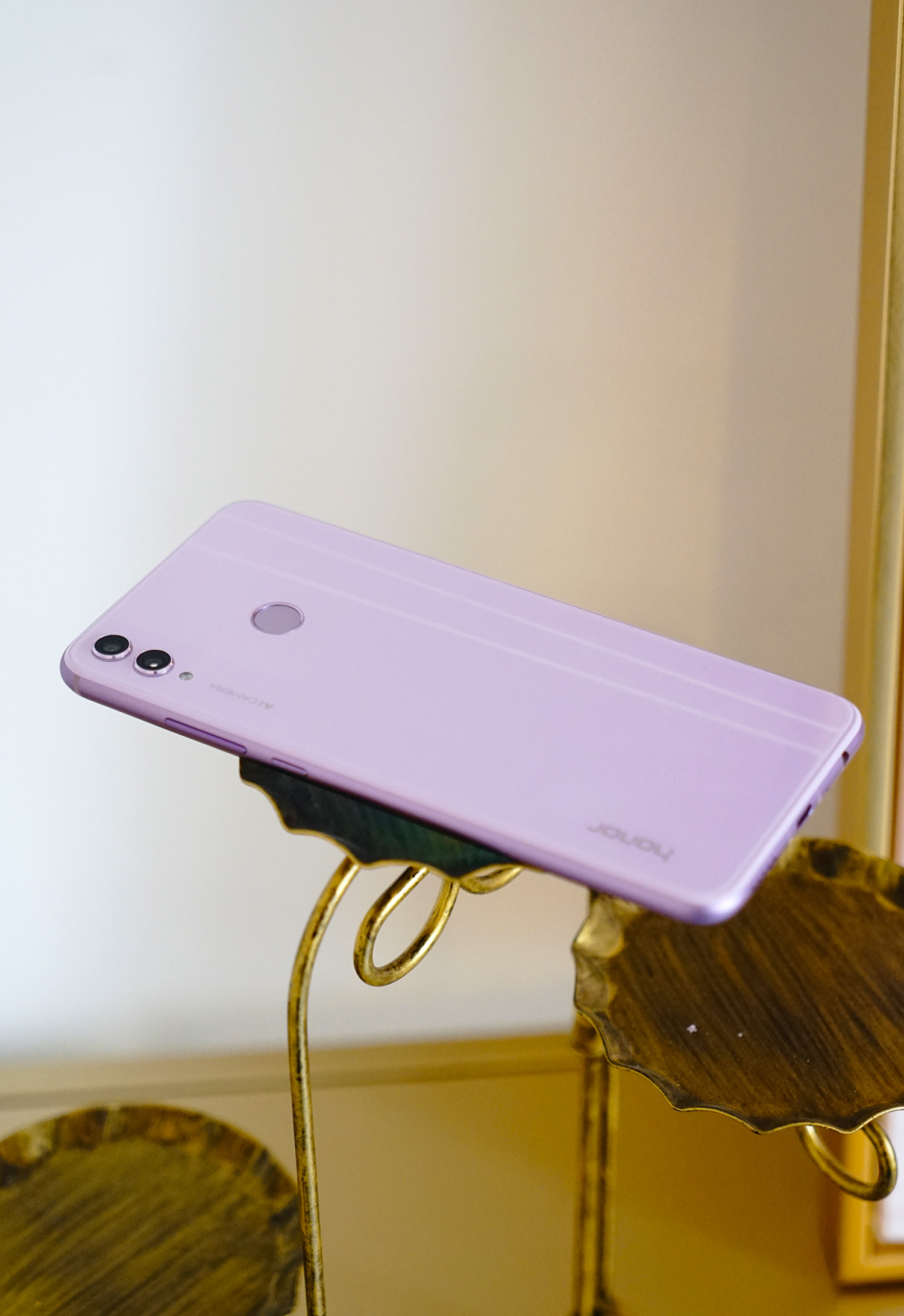 荣耀8x梦幻紫男生用,荣耀8x刚出有什么颜色