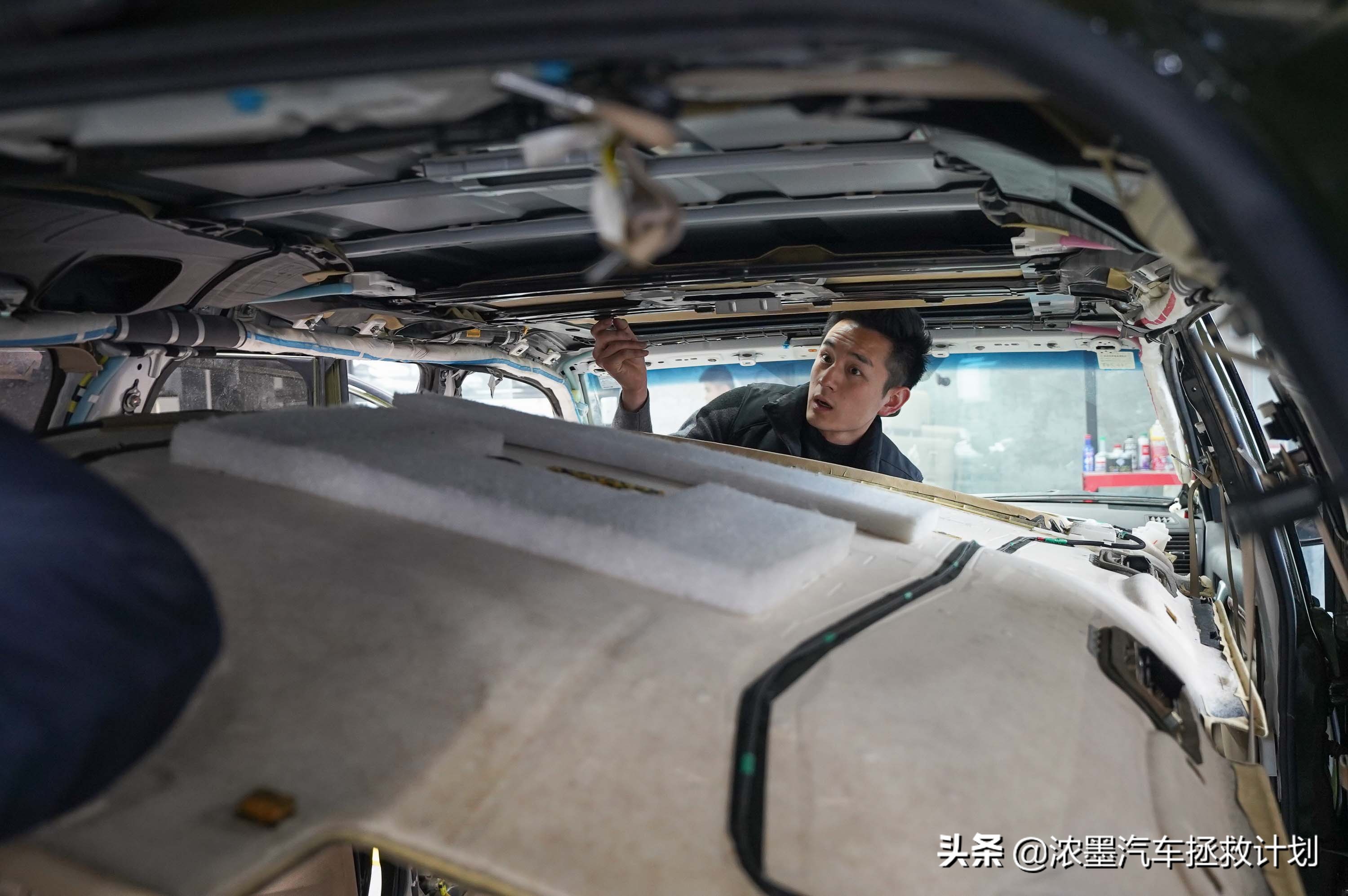 丰田霸道酷路泽带你翻山越岭,丰田兰德酷路泽低速4驱越野模式