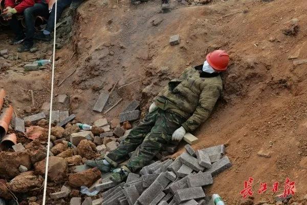 如果疫情再下去你能熬多久,假如疫情不退你们能坚持多久