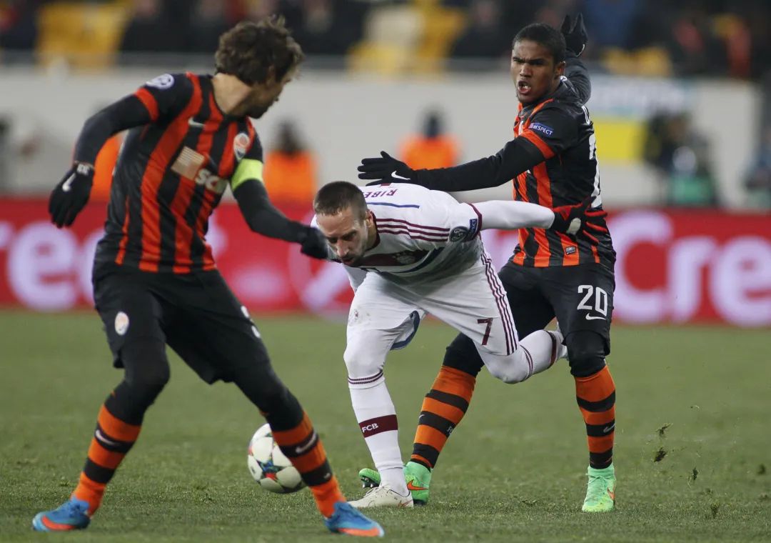 梅西盘带能力解析,单论盘带足球谁最强