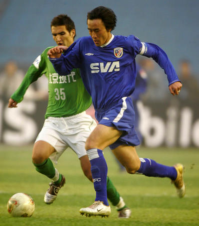 重温赛事-北京连胜，青岛垫底，2004年中超联赛（第18轮-第19轮）