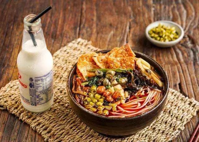 螺蛳粉怎么做到全国出名,柳州螺蛳粉知名度全国第一