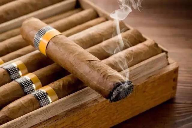 老烟民注意了九种烟被列入黑名单,被禁止的八种香烟