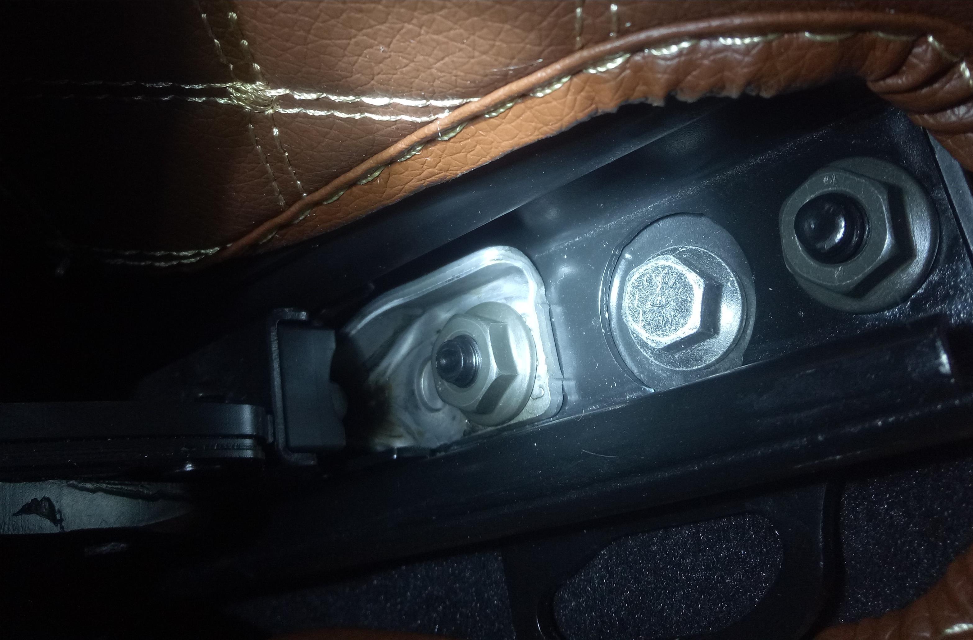 11万二手沃尔沃s90,1年亏了100万车