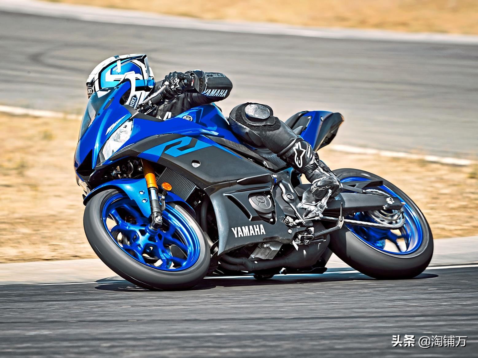 适合轻度摩旅的10款专用车型推荐,英雄所见略同意大利