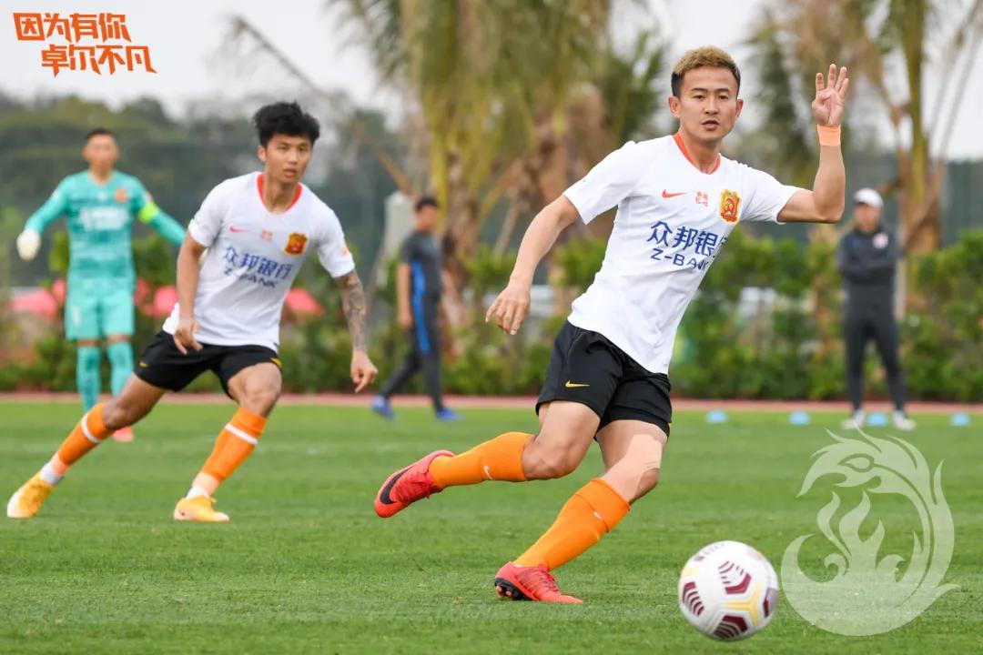 热身赛武汉1-1河南嵩山龙门结束海南集训收获满满