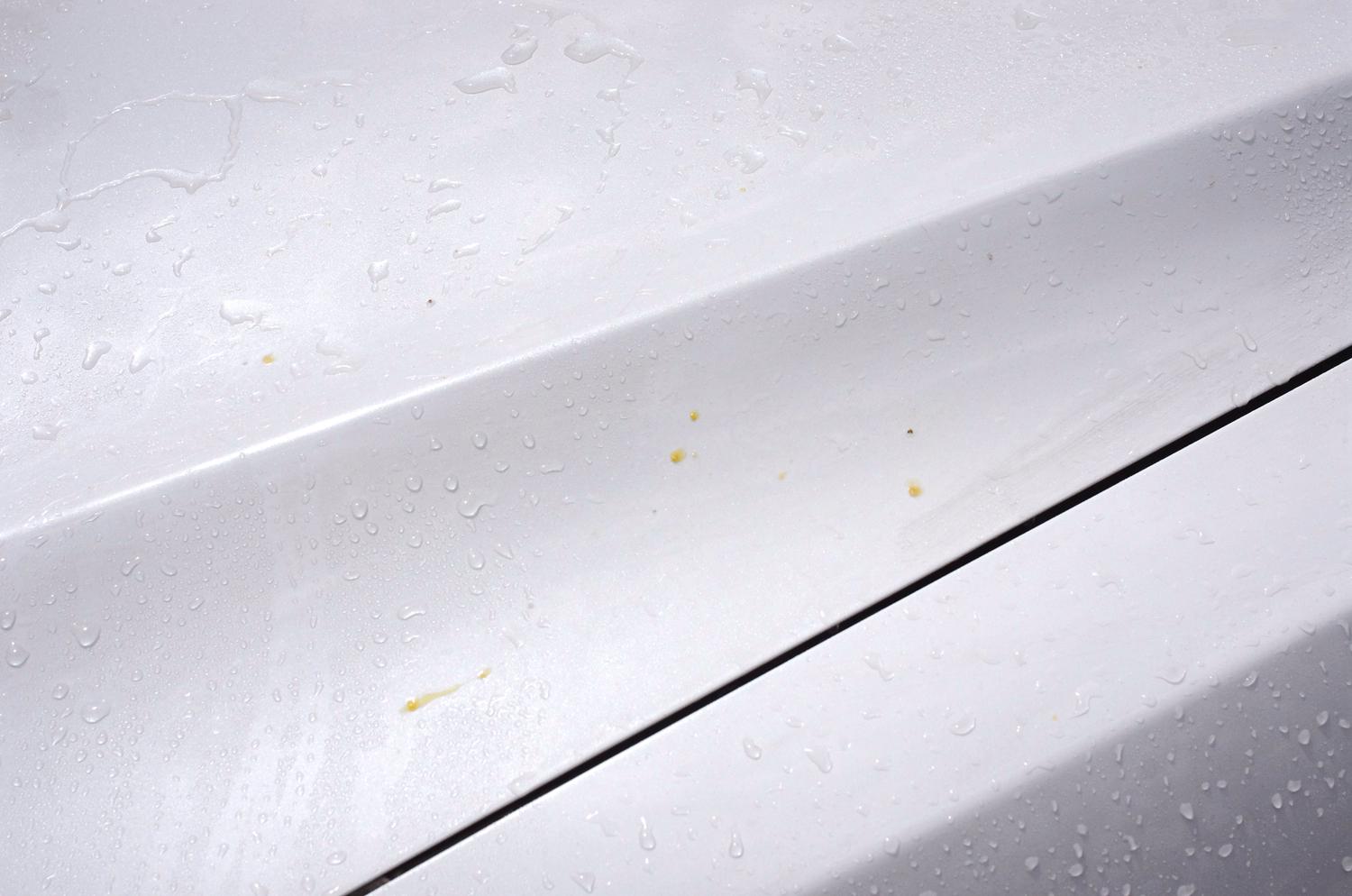 汽车塑料上的污渍怎么去除,汽车上的油烟污渍如何处理