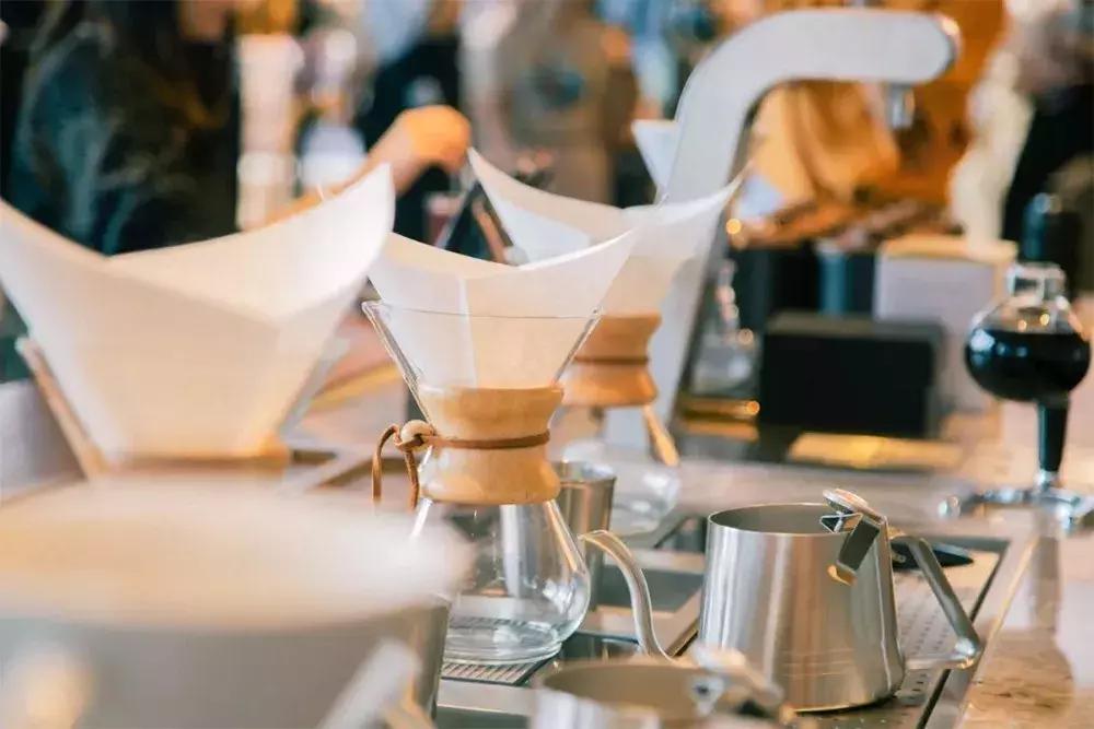 星巴克咖啡发展现状与前景中国,海外咖啡巨头进入中国大陆星巴克