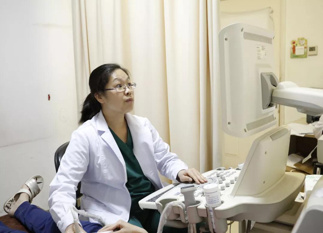 阴式和腹式超声哪个佳听听专科医生咋说的