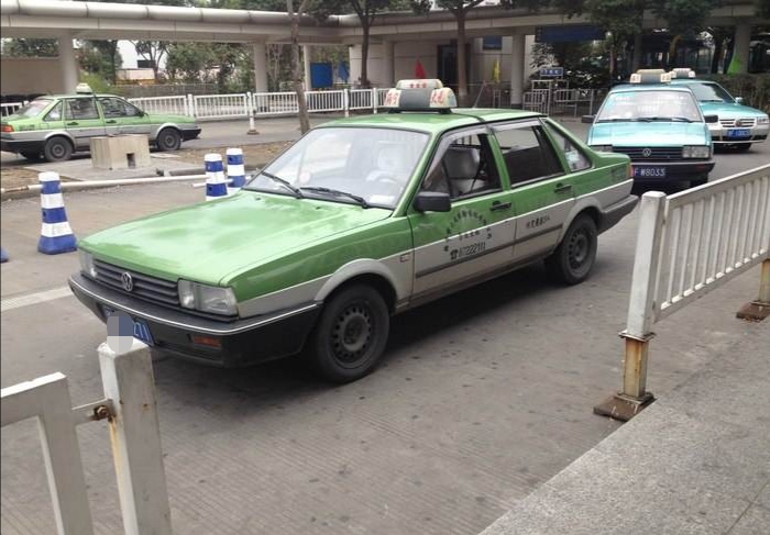 情怀老车普桑和桑塔纳有很大关系,普桑玩家情怀桑塔纳