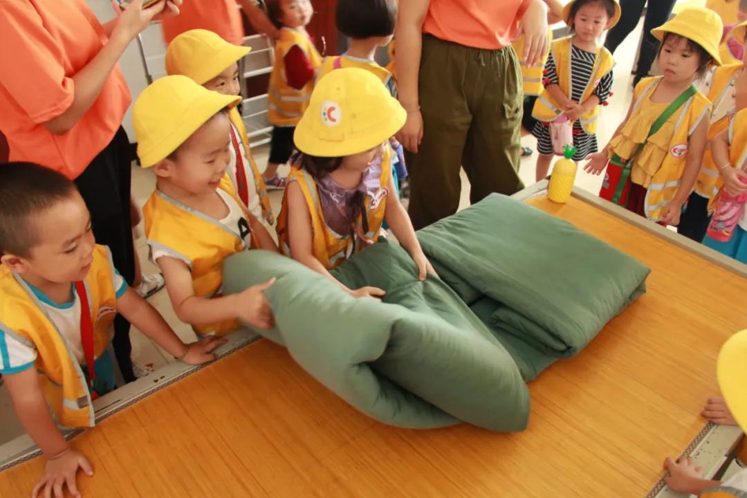 不好好上课，带着孩子到处跑，汇爱德幼稚园为何被央视导演相中？