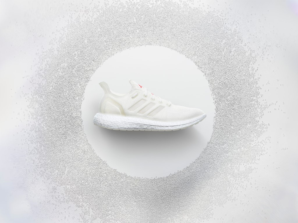 鞋子坏了再买新鞋,鞋子坏了拿去翻新