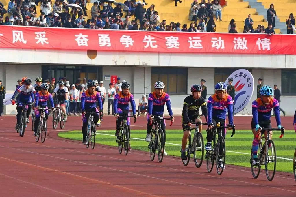 江南大学运动会开幕式走秀,江南大学22届运动会开幕式