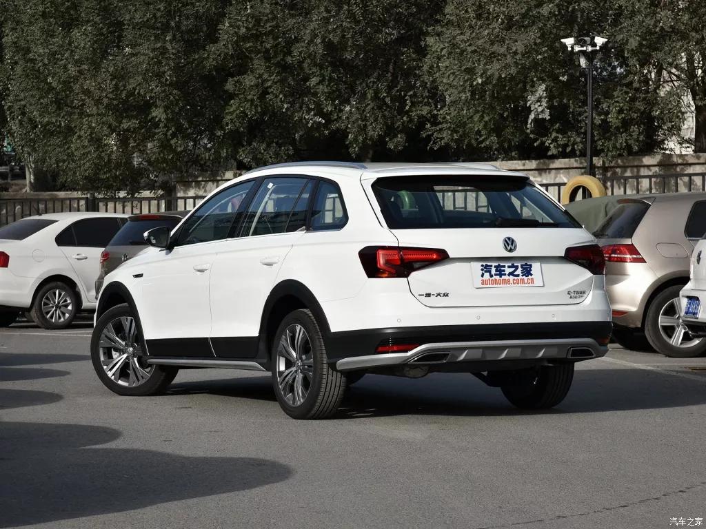 c-trek蔚领2018款1.4试驾,c-trek蔚领是宝来吗