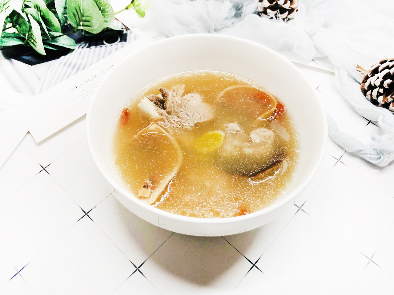 鲜墨鱼煲什么汤好喝,煲鲜墨鱼汤正宗做法