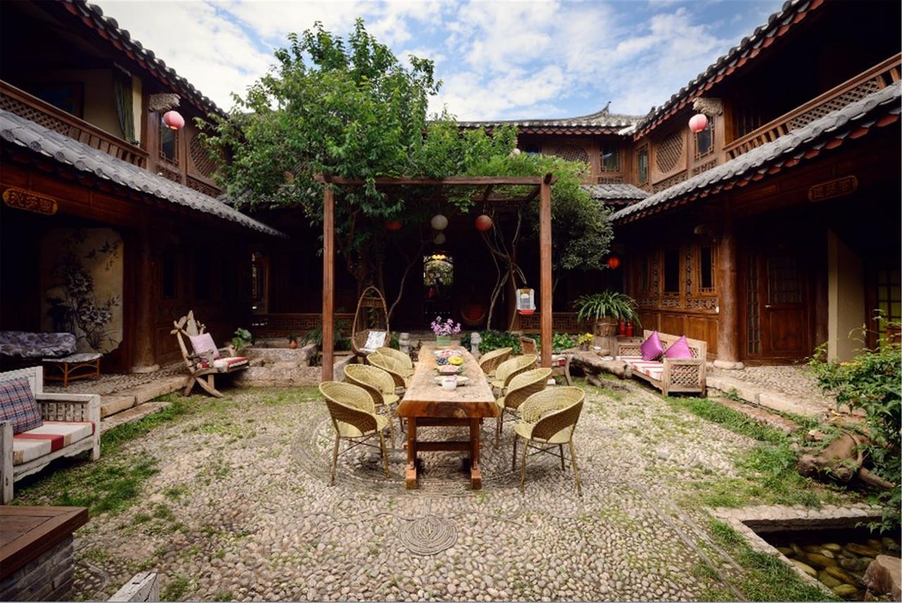 丽江纳西客栈视频,丽江黑龙潭纳西客栈