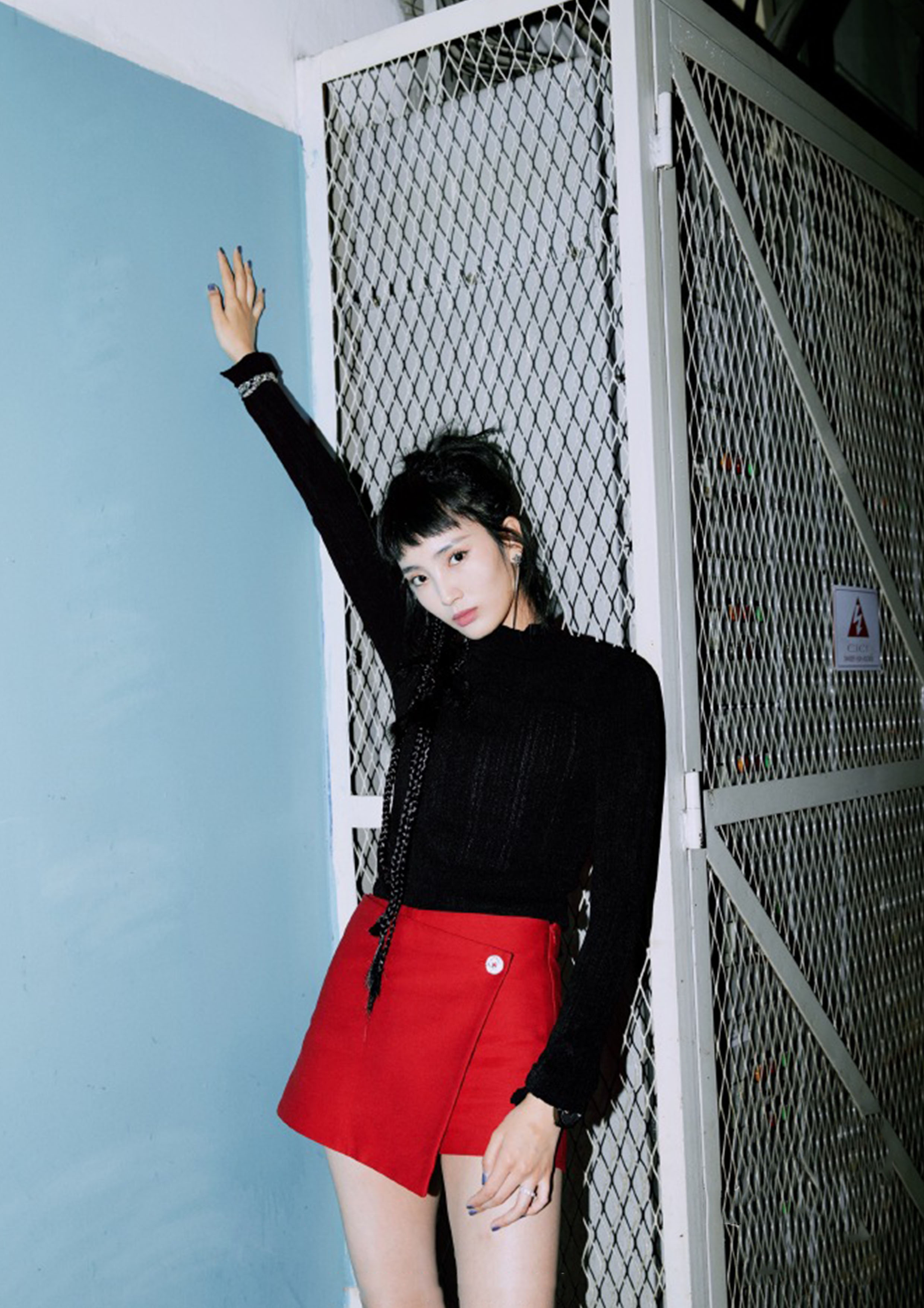 阔腿裤out了今年流行初恋裤,最近流行穿的高腰阔腿裤凉凉的