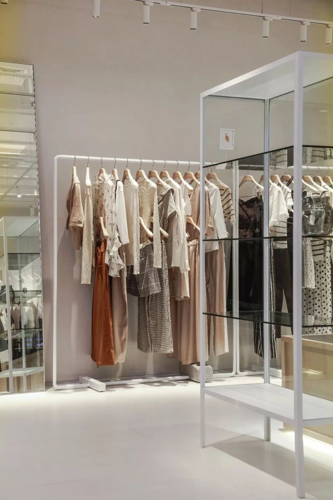 服装竞争激烈,服装行业现状和破局