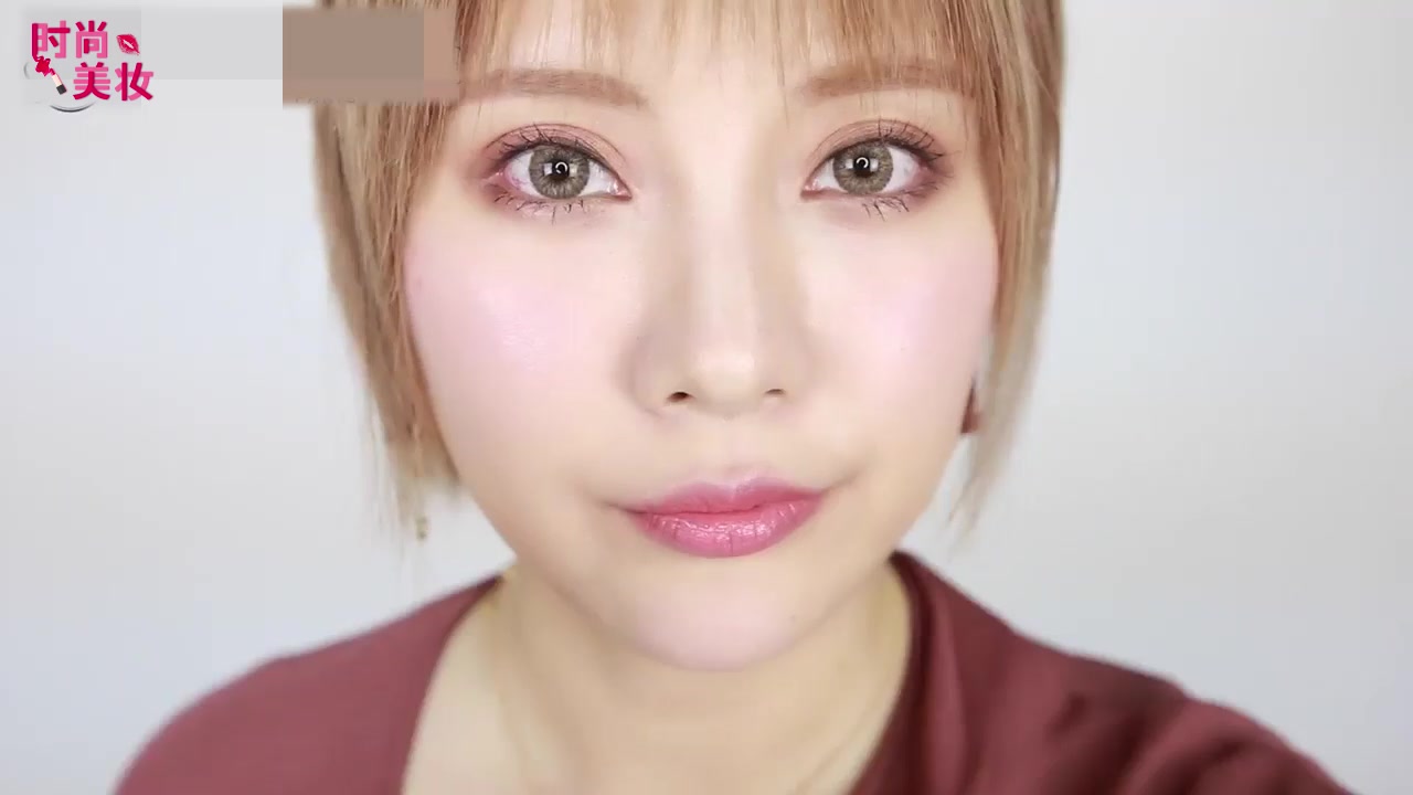 美妆教程涂唇釉,兰蔻美妆视频教程