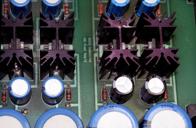 KREELKBLPREAMP美制前级，拆解维修赏析，电容损坏更换电源插座