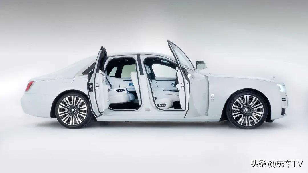 科技爆棚和极致简约奔驰和劳斯莱斯在想啥？