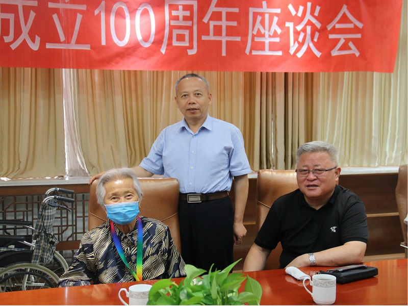 百年辉煌路整装再启航：正信集团举办庆祝建*党**100周年*党**员座谈会