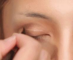 如何画比较妖艳的眼妆,初学者怎么画又纯又欲的眼妆