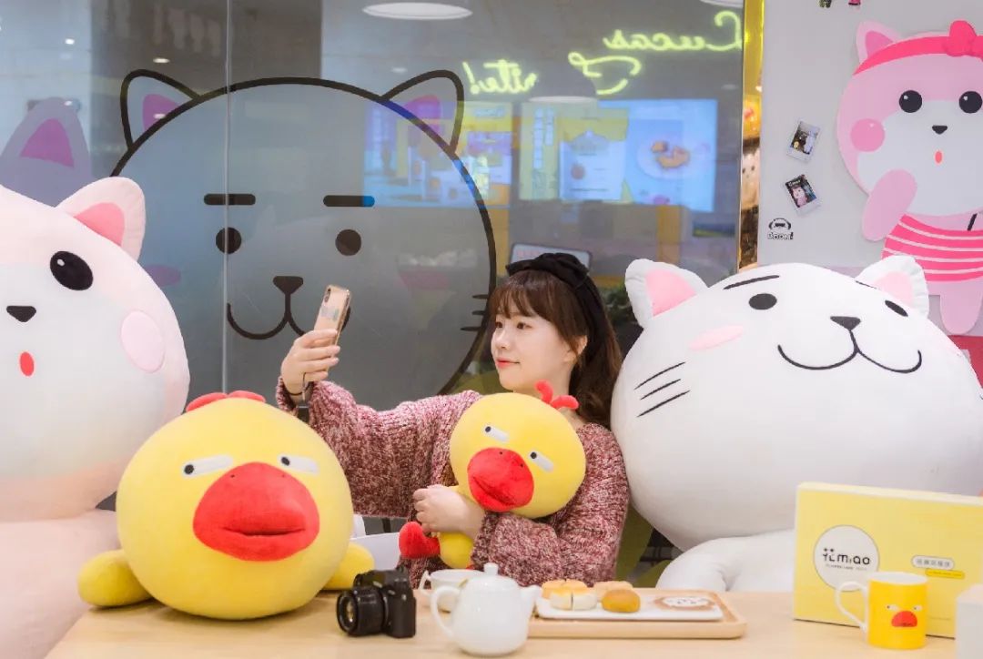 你有一个本周末蛋糕DIY名额待领取，用手作的甜蜜为爱告白吧