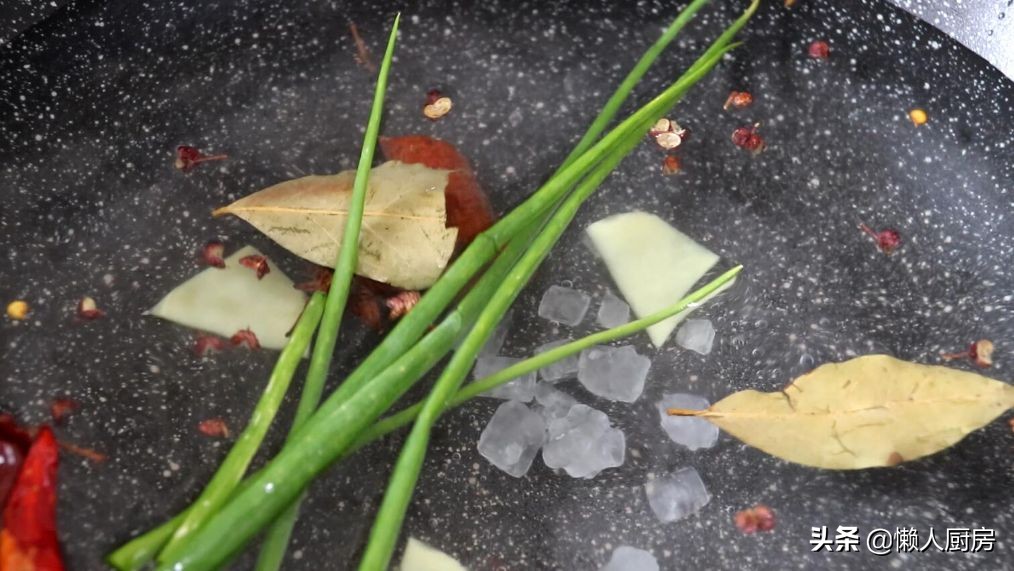 鸡肝是爆炒好吃还是白灼好吃,爆炒卤鸡肝