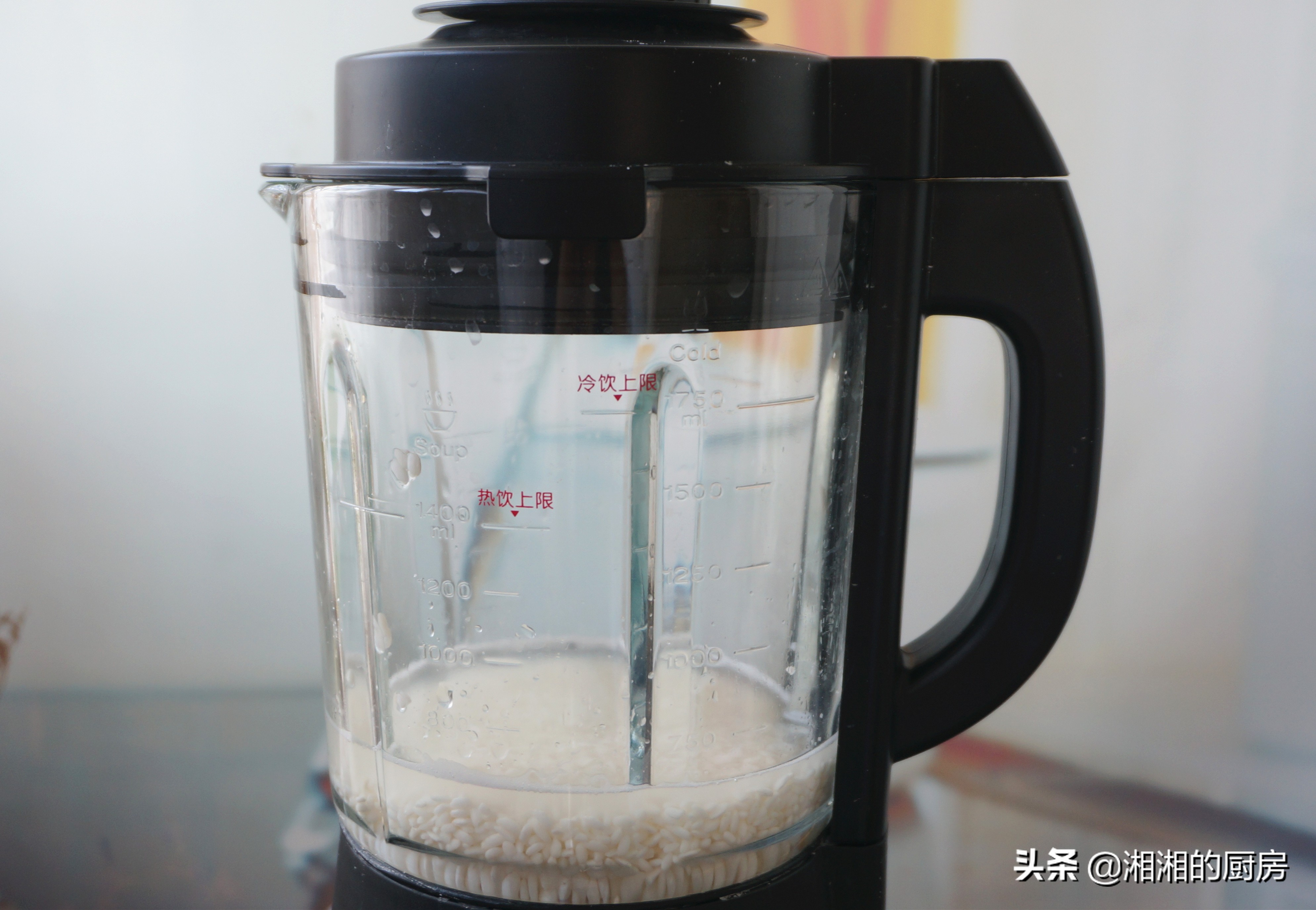 湖南手工米粉要不要泡,自做米粉不粘坨的方法