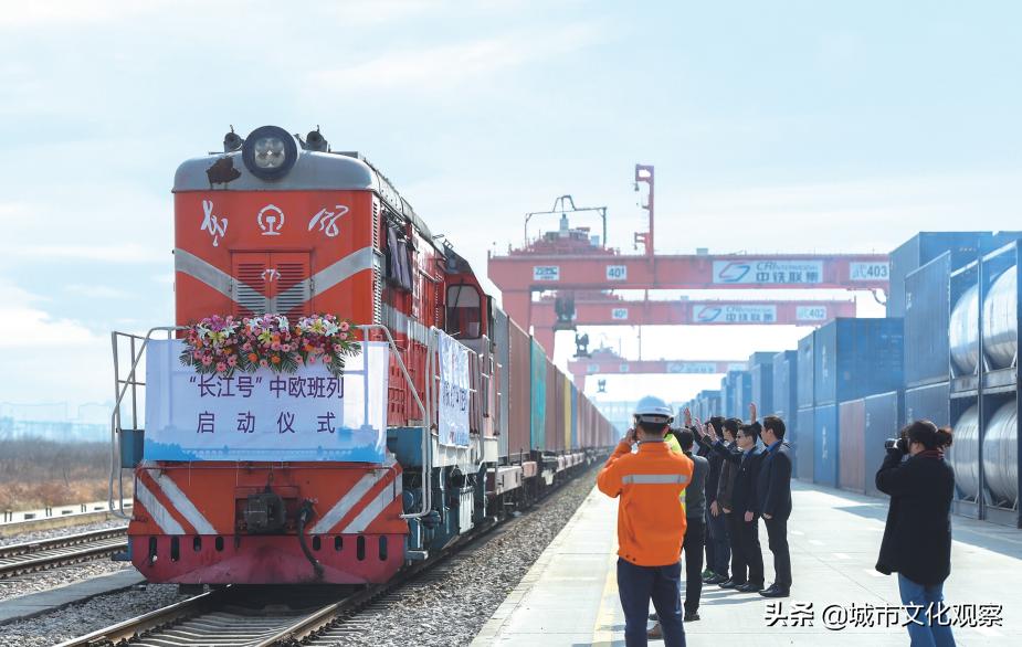 新洲网友对黄陂的评价：发展得像大城市，很气派