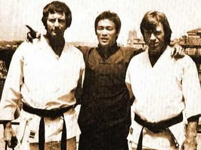 街机游戏街霸各个角色名称,各种街机游戏人物打街霸