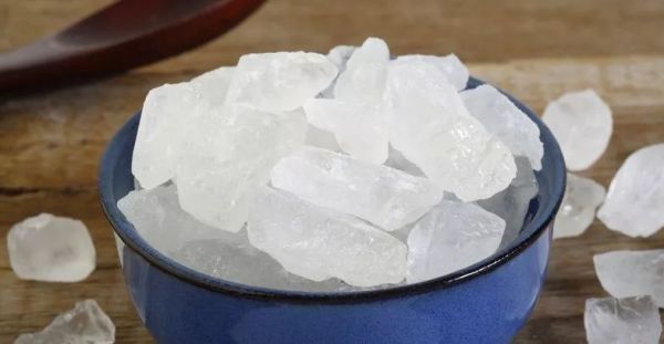 为什么小孩不能吃盐糖,不能吃糖的孩子有什么症状