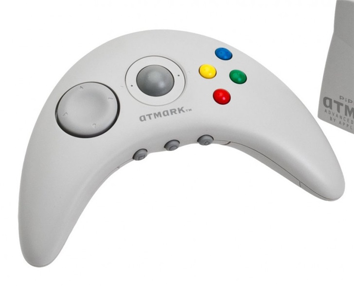 40年手柄沉浮史，黑科技漫行指尖途