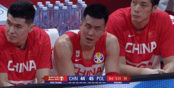 职业球员简单球失误,各种低级失误球员