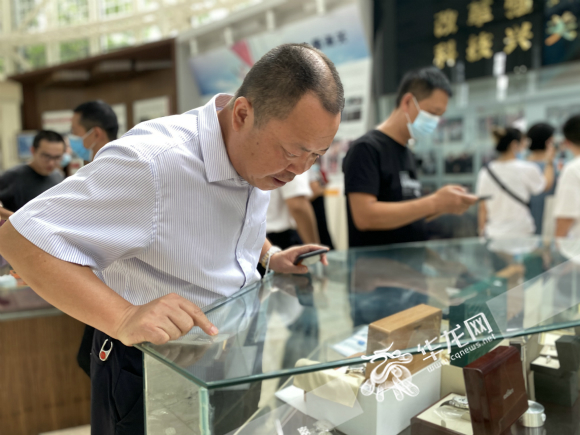 香奈儿包包关税多少,香奈儿包包过海关被扣