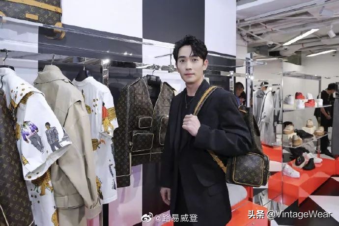 男士包袋什么好看,好看的男挎包奢侈品