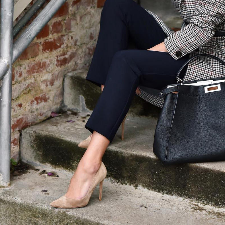 怎么样才能让新鞋不磨脚,如何让新鞋不磨后脚跟