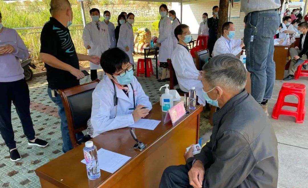 市医院医生到乡镇义诊,南靖县医院专家免费义诊