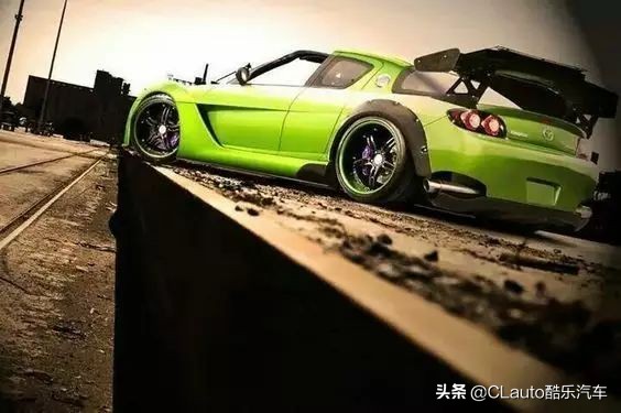 马自达rx8和马自达3,马自达rx-8对比保时捷718