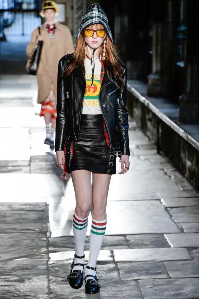 冬季高腰袜的穿法,保暖又好看的穿搭袜子