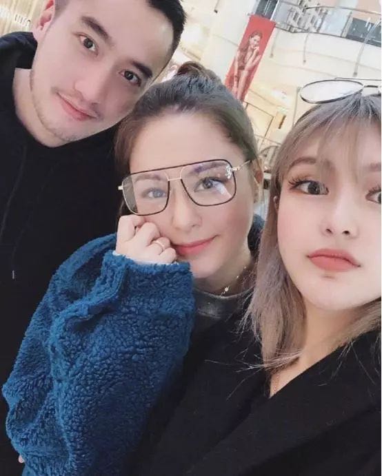 周扬青咨询赖弘国整容问题，两人关系引网友遐想，她火速澄清关系