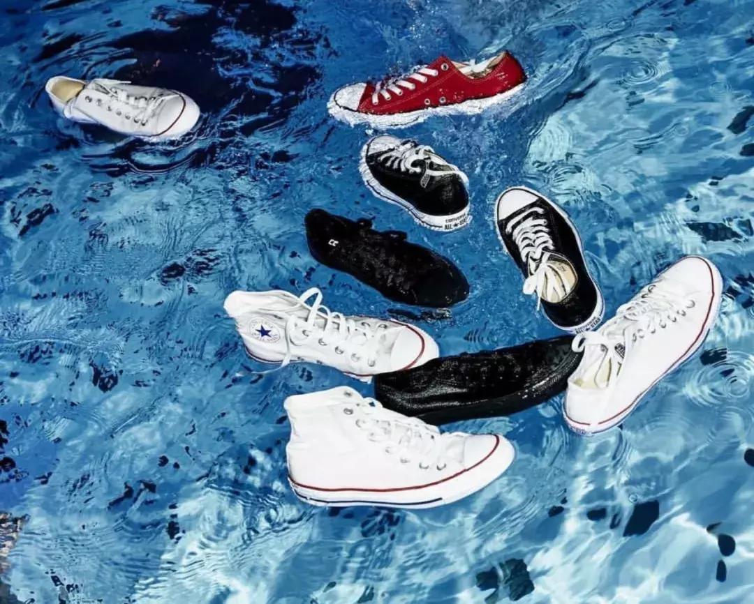 你排队摇号才能买到的匡威，娜比、泫雅和超模Gaia有50多双！