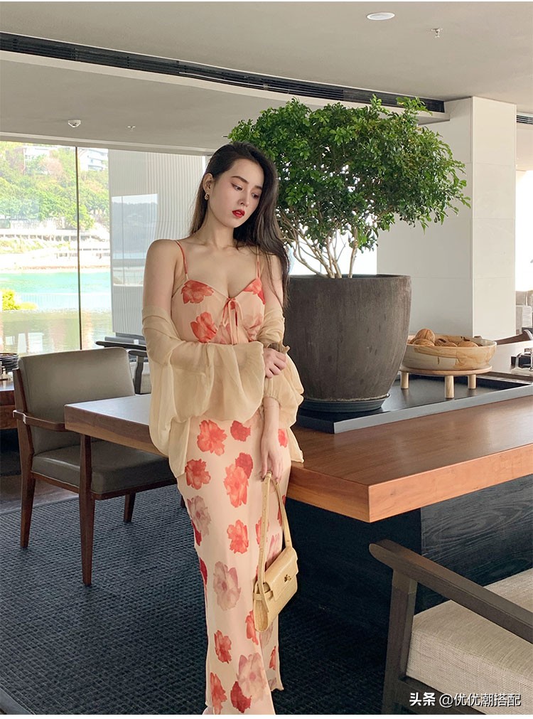 夏天防晒穿搭吊带,夏季搭配连衣裙的外套防晒衫