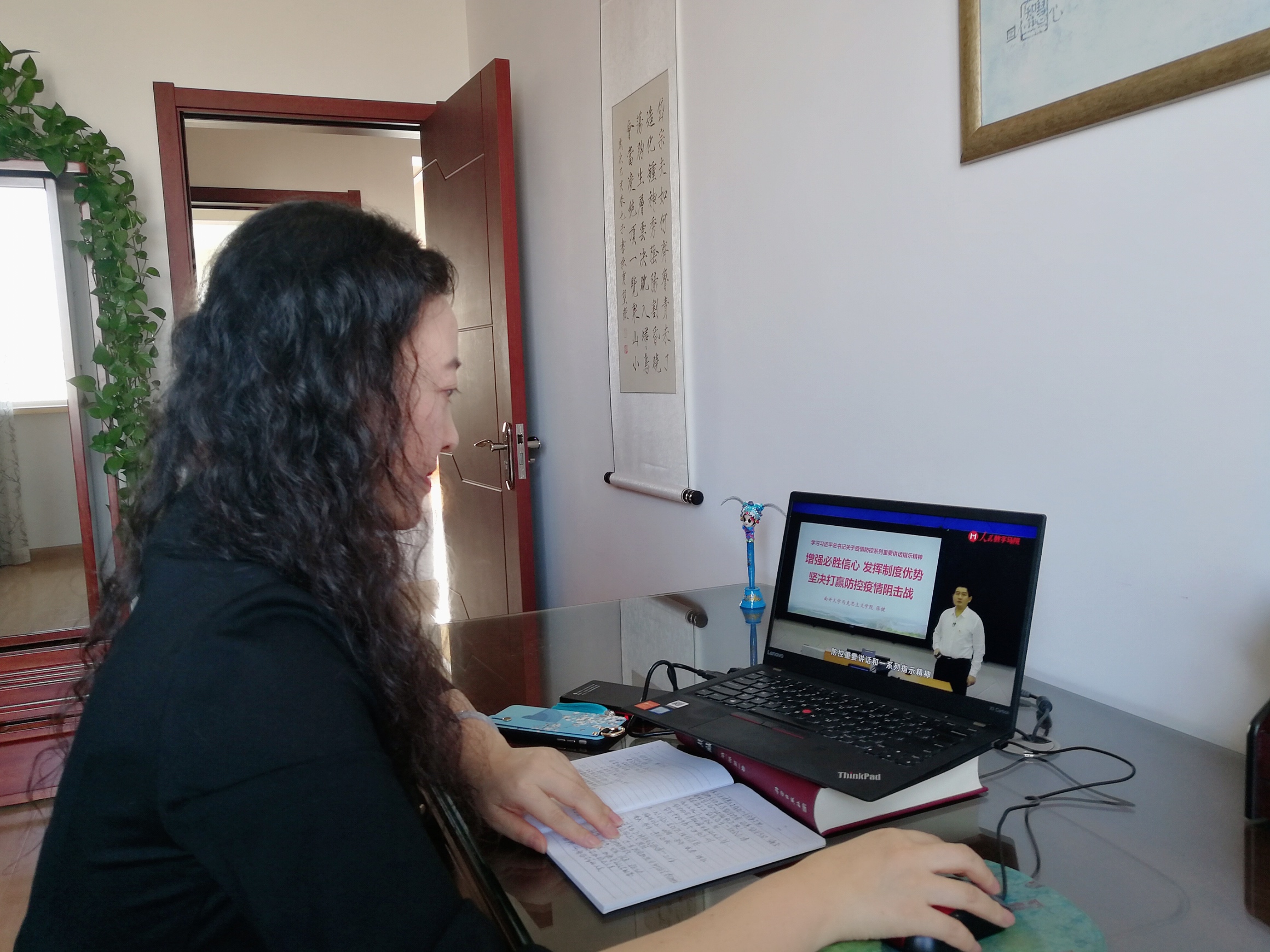 教师业余时间可以做直播吗,教师适合做哪些平台自媒体